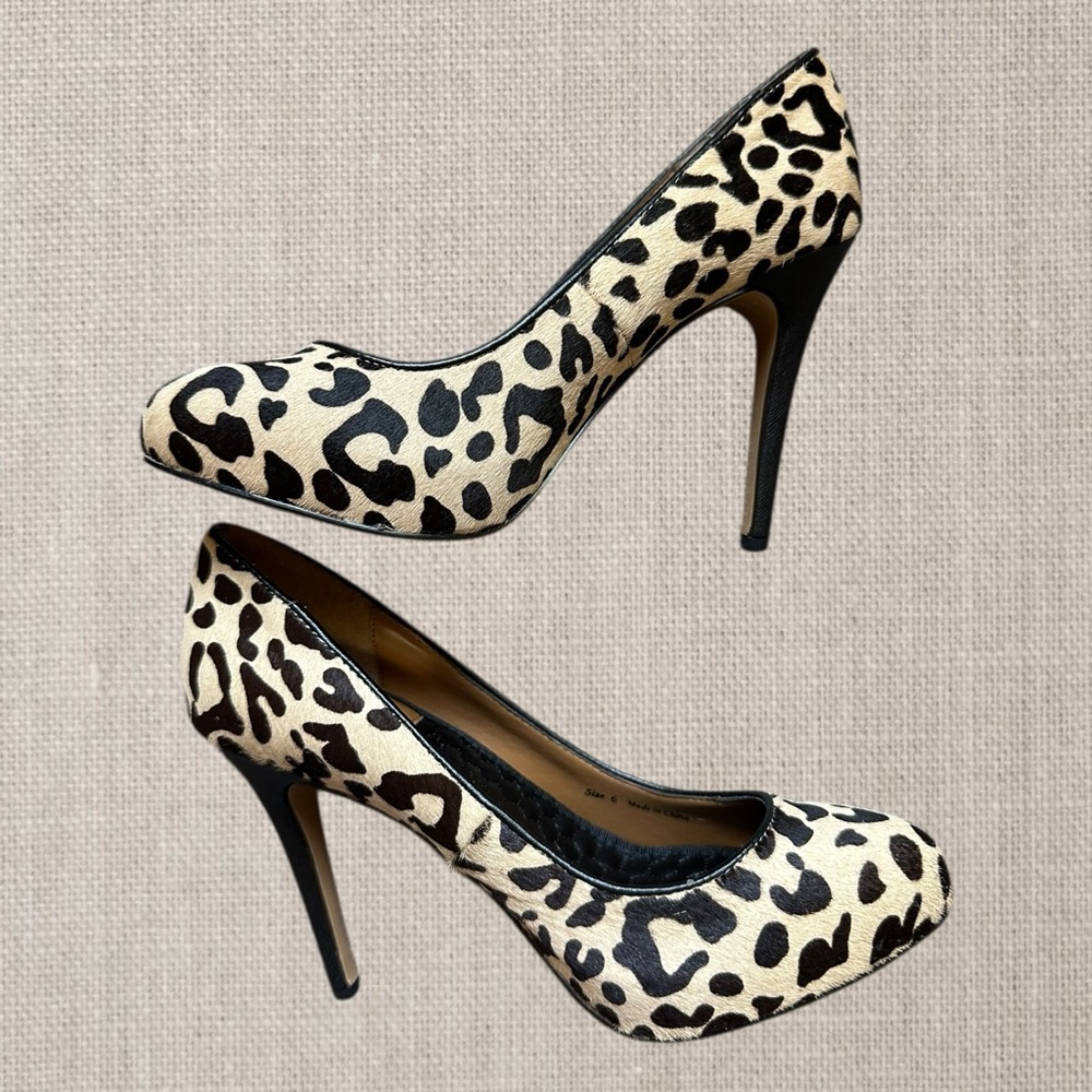 Dolce Vita Leopard Print High Heel Pumps